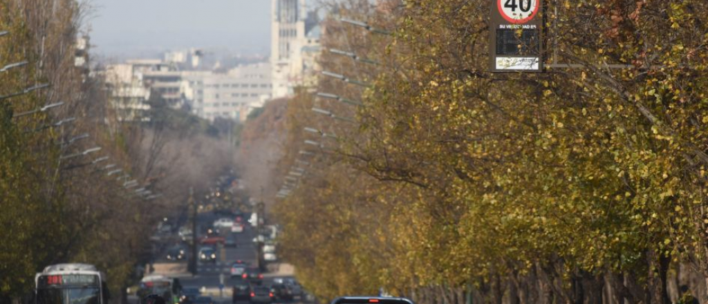 Colocaron nuevos radares de velocidad en el parque General San Martin