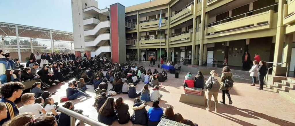 UNCuyo: así serán las inscripciones a sus escuelas secundarias