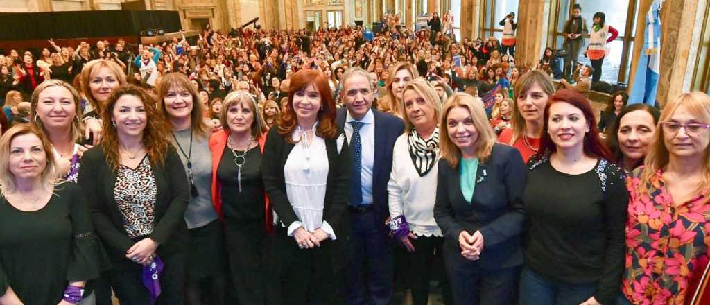 CFK dijo que está despojada de cualquier "vanidad y ambición"