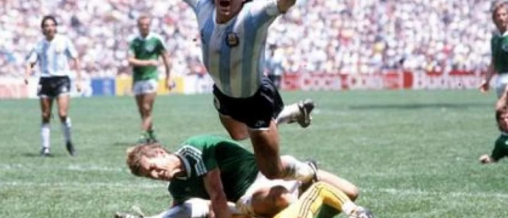 ¿Por qué Maradona camina así? El impresionante video que subió Diego