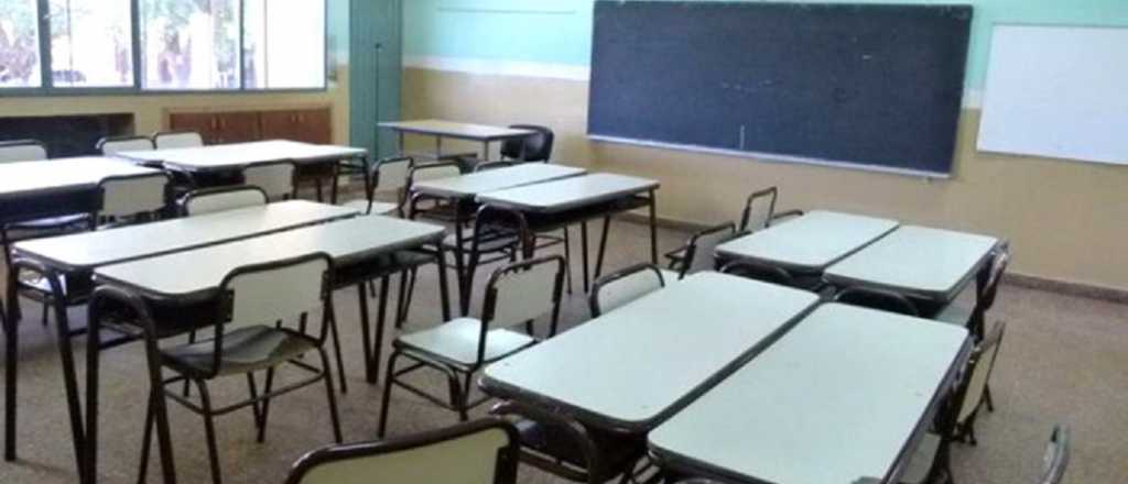 El 19 de agosto no es feriado, sino "día no laborable"