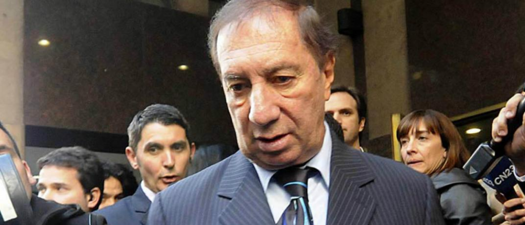 ¡Carlos Bilardo fue dado de alta!