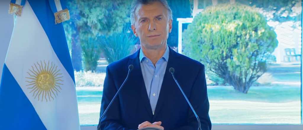 Macri pidió disculpas y anunció medidas económicas para trabajadores