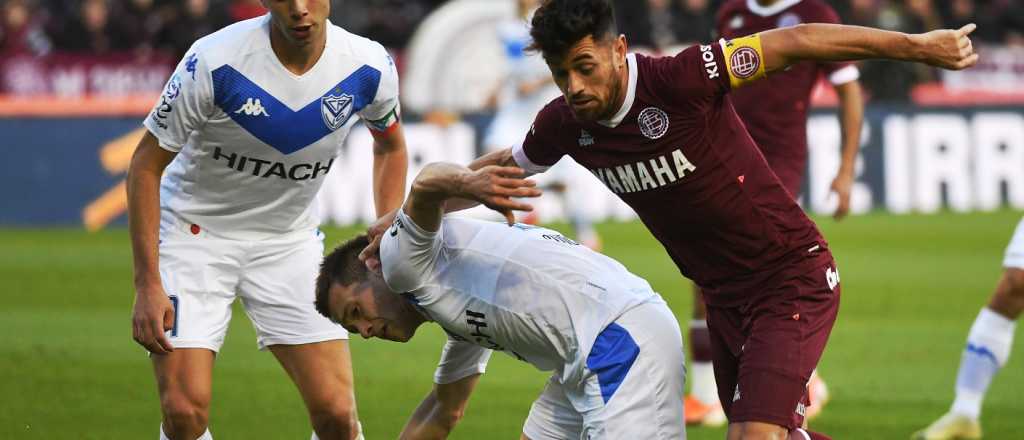 Video: el blooper del Laucha Acosta que terminó en un gol en contra