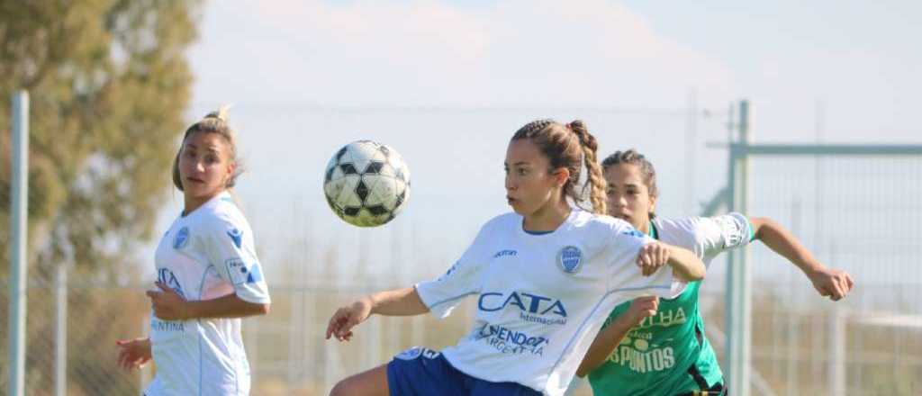 Mujeres en el fútbol: fuera y dentro de la cancha