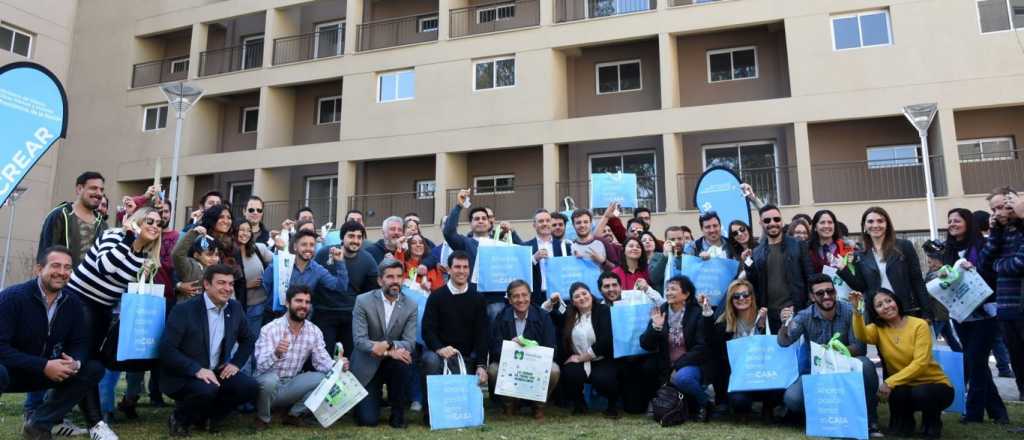 Finalmente, comenzó a habitarse la "ciudad" Procrear 