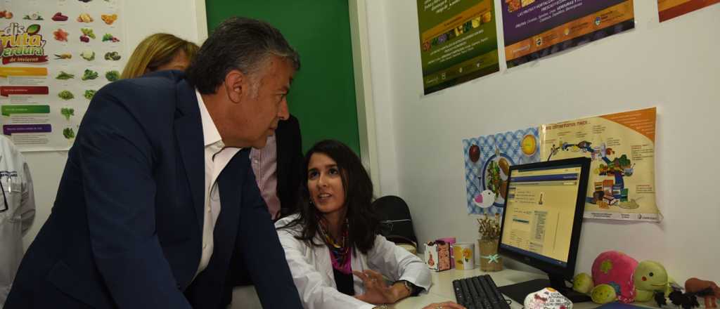 Cornejo presentó la Cobertura Universal de Salud en Maipú