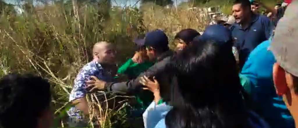 Videos: turistas fueron golpeados por piqueteros en Misiones