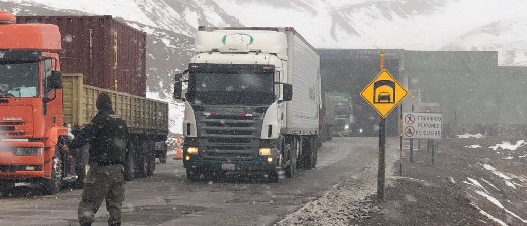 Vuelven a cerrar el Paso a Chile por el toque de queda