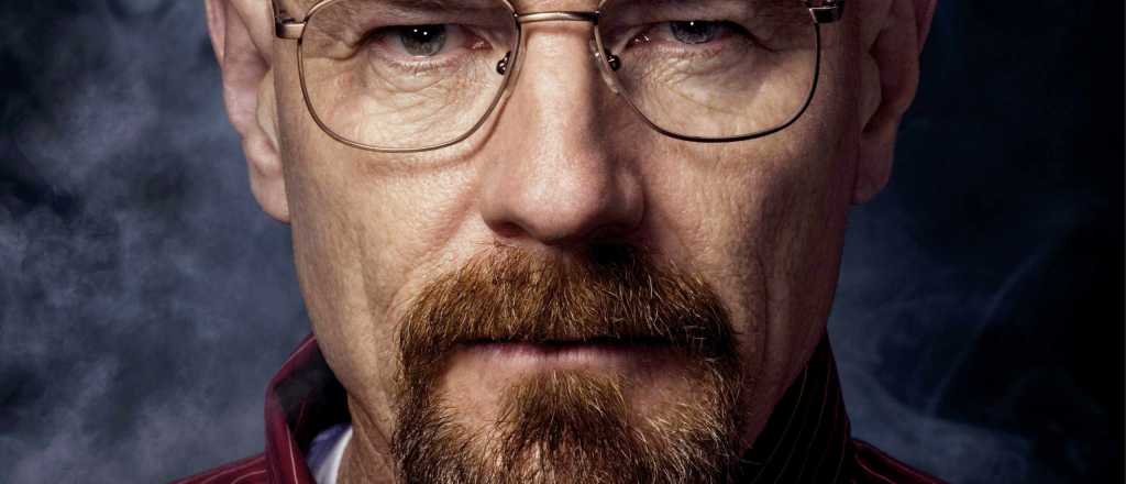 La policía busca a un prófugo igual a White ¡por vender metanfetaminas!