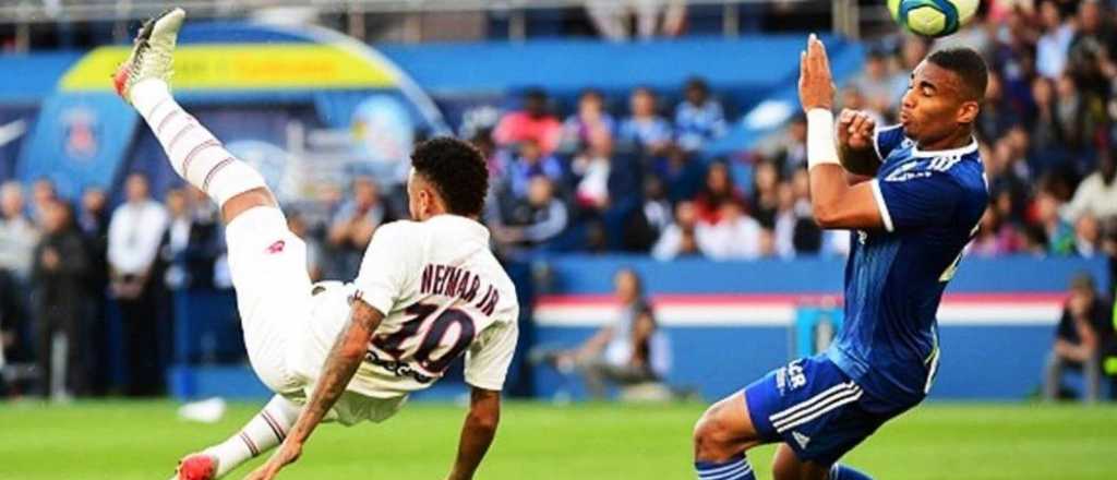 Neymar respondió los silbidos de los hinchas con un golazo sobre la hora