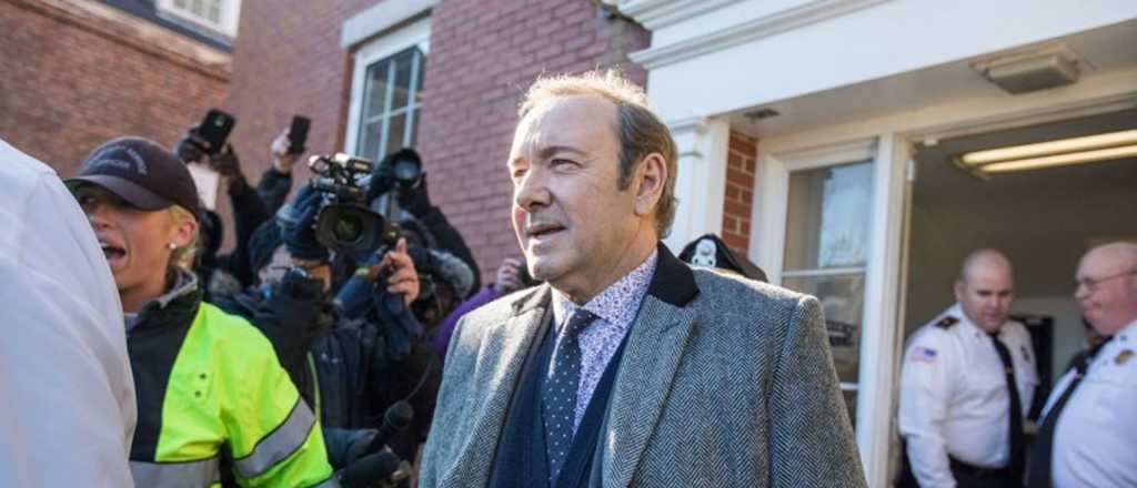 Murió el masajista que acusó a Kevin Spacey por acoso sexual