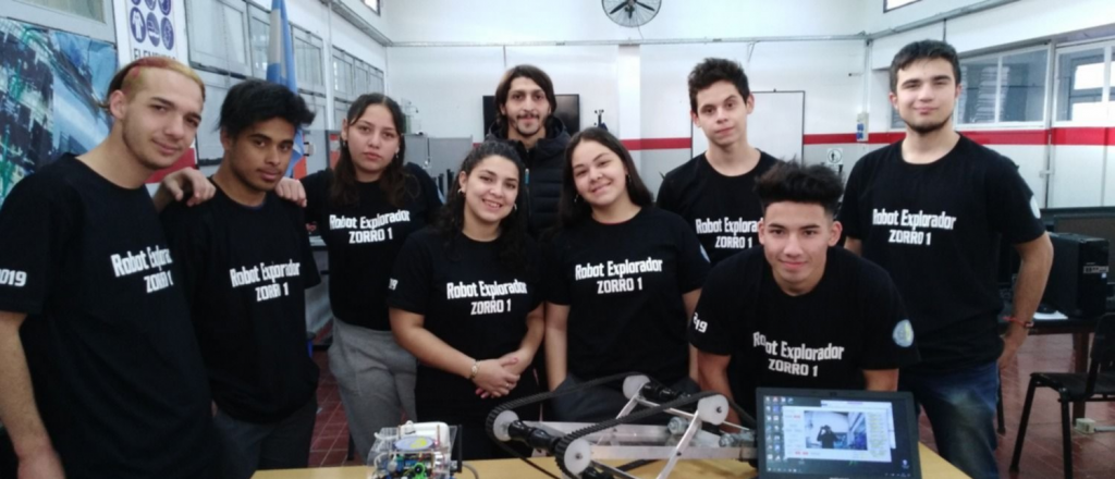 Así trabajan en la escuela mendocina que hizo un robot explorador