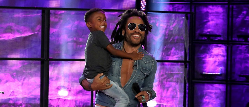 Lenny Kravitz sorprendió a un baterista de 5 años en vivo