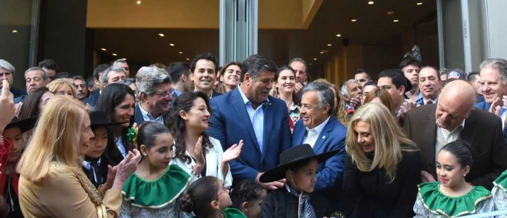 Se inauguró el nuevo edificio anexo de la Legislatura