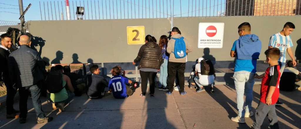 Diego Maradona llegó a Mendoza