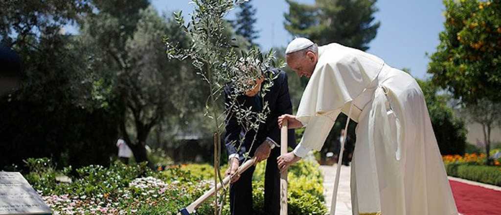 El Papa cargó contra "los nuevos colonialismos" en el Amazonas