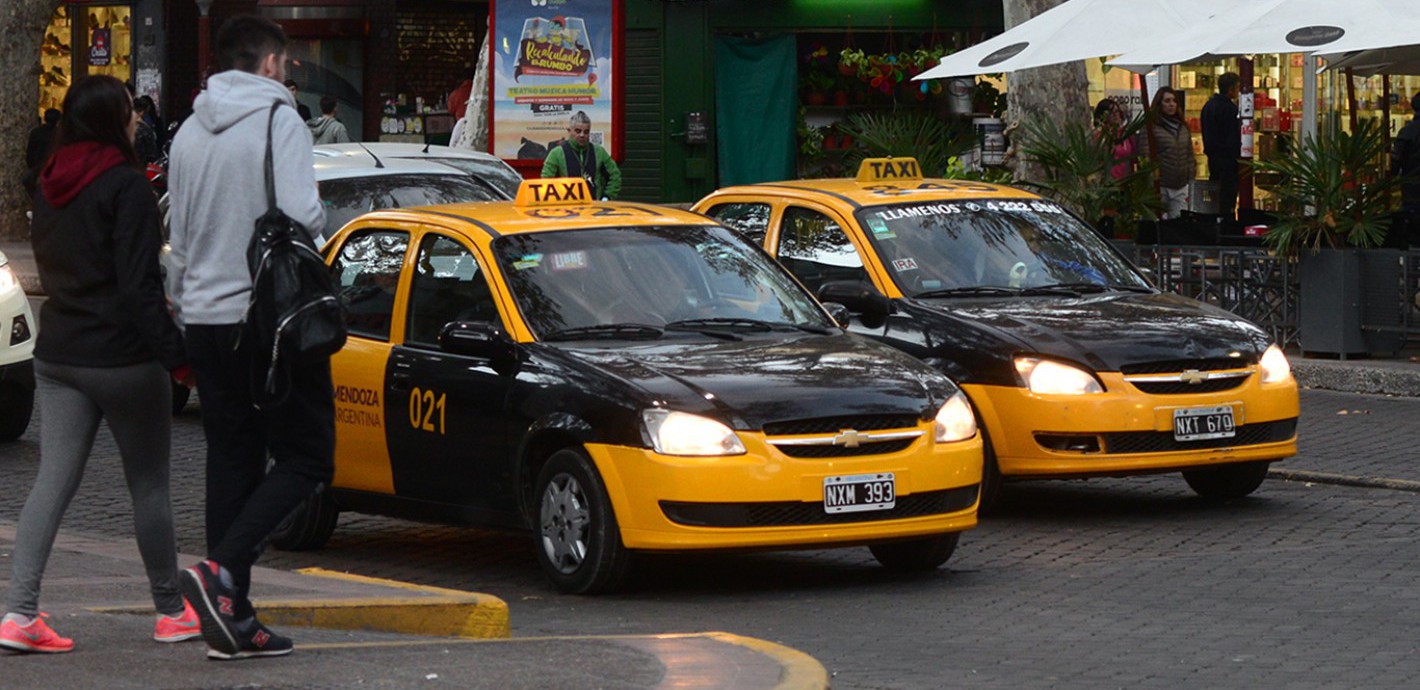 En el Día del Taxista, piden aumento de tarifas - Mendoza Post