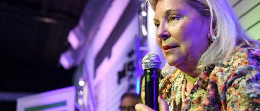 Elisa Carrió defendió al campo y volvió a hacer predicciones