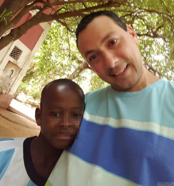 La Pareja Mendocina Que Adopto A Dos Ninos Africanos Mendoza Post