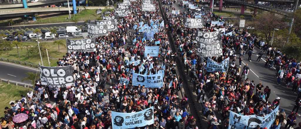 Un fiscal pidió suspender el bono de $5.000 para desocupados