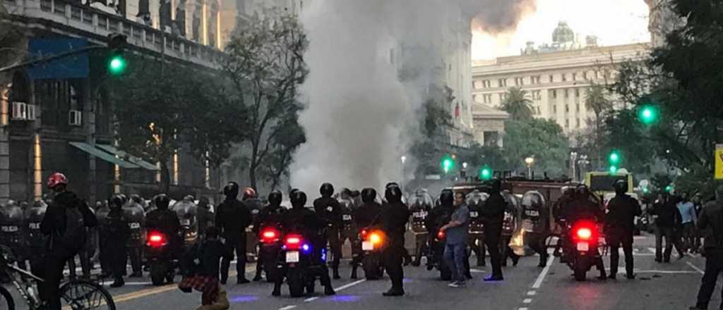 Liberaron a los detenidos por los incidentes en el Consulado de Chile en CABA