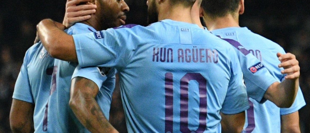 Manchester City goleó a Aston Villa y es escolta del Liverpool en Inglaterra