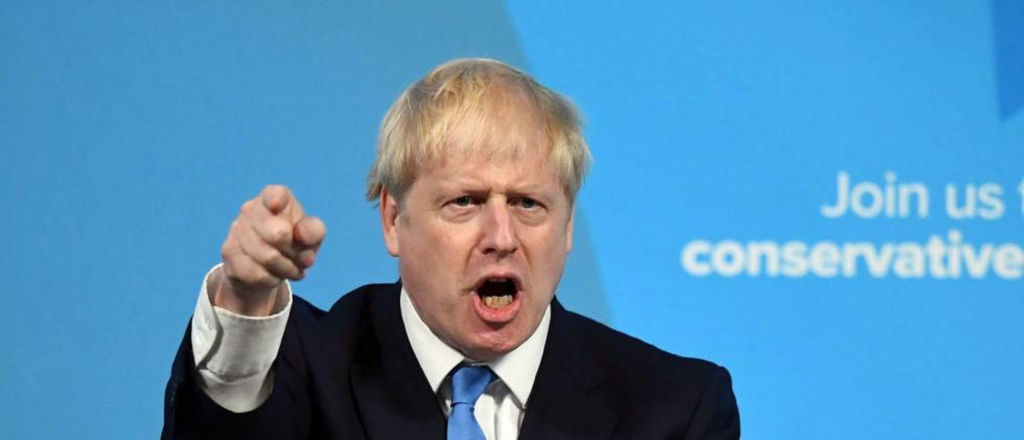 En plena cuarentena, las fotos de Boris Johnson de fiesta 