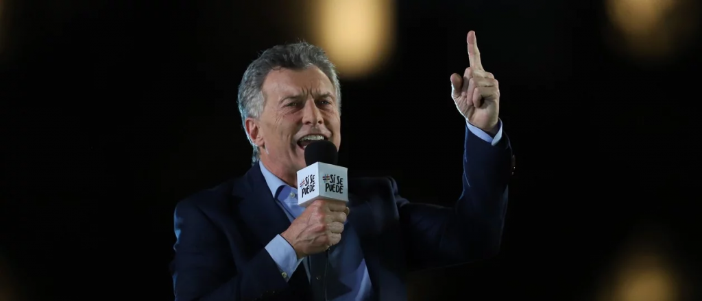 El curioso detalle en la música del video de Macri para el #7D