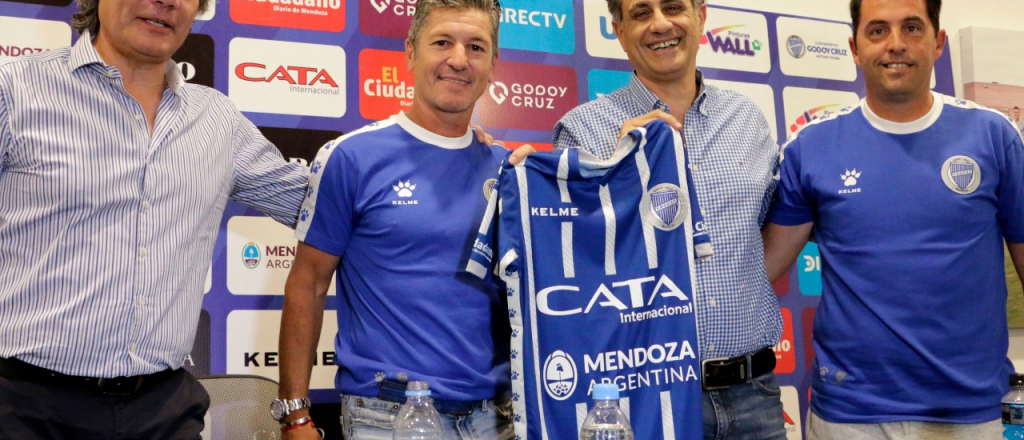 Por qué Mansur decidió echar al técnico de Godoy Cruz