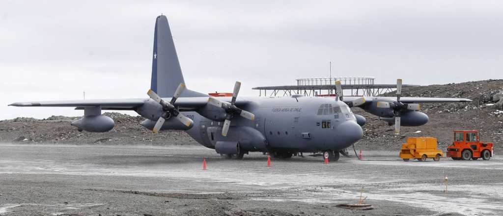 Hallan restos humanos cerca del lugar donde se perdió el avión chileno