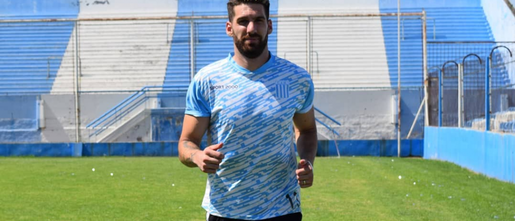 Racing de Córdoba contrató a un arquero llamado Ayrton Cena