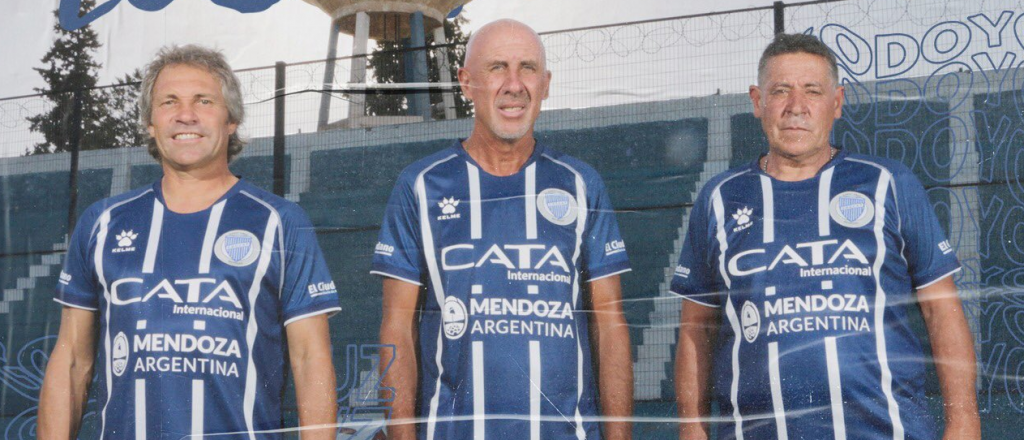 Kelme presentó la nueva camiseta del Tomba: "Volver a los orígenes"