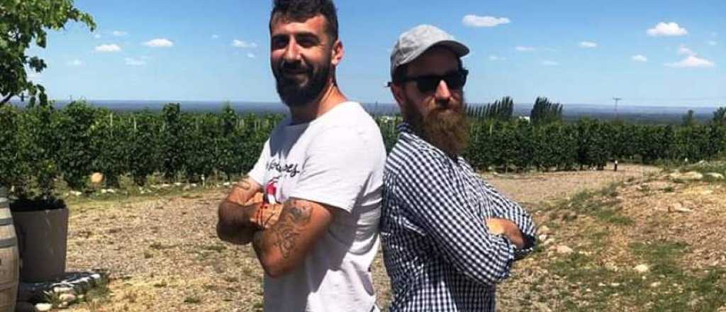 Lucas Pratto estuvo de paseo en la provincia visitando una bodega