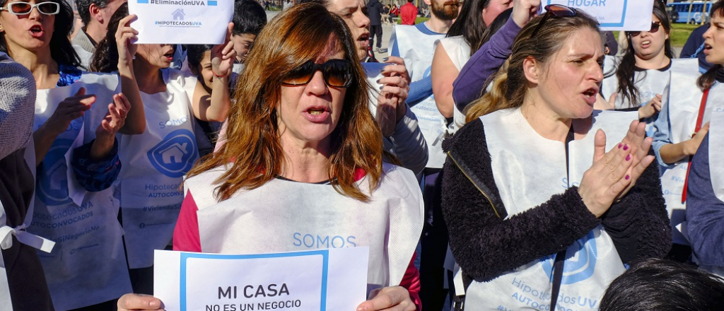 UVA: subsidiarán a quiénes paguen cuotas mayores al 35% de sus ingresos