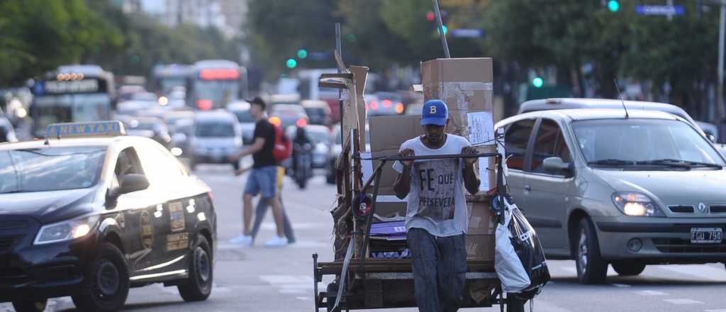 Una familia requirió en noviembre $390 mil para no caer en la pobreza