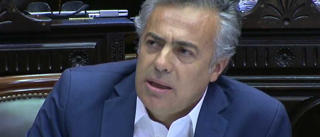 Cornejo: "Salir de la cuarentena va a ser con crisis sociales"