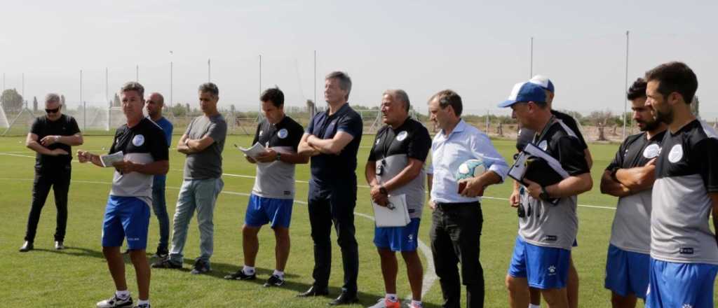 El Tomba comenzó la pretemporada con dos refuerzos