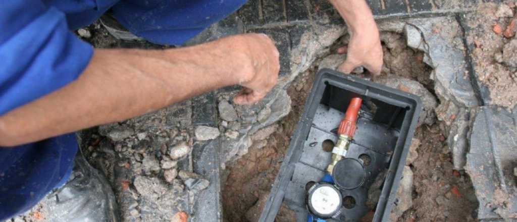 El agua quedó afuera del congelamiento de tarifas en Mendoza