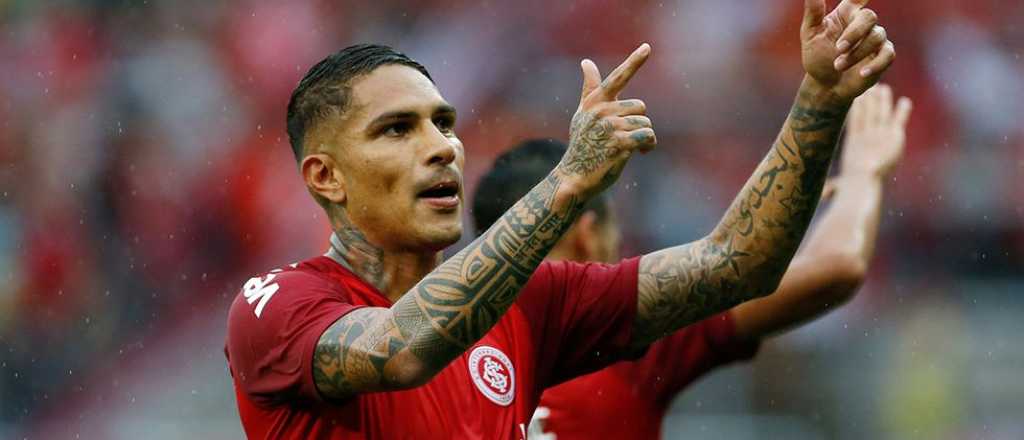 Paolo Guerrero dio por finalizadas las negociaciones con Boca