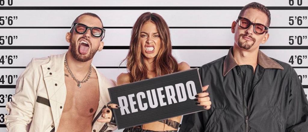 Tini seduce con su nuevo video con Mau y Ricky