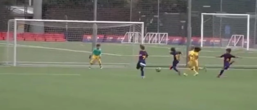 Video: Thiago Messi metió un golazo en las Infantiles de Barcelona