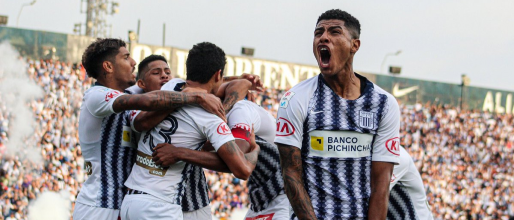 Un club de Perú cambió su escudo para concientizar sobre el coronavirus