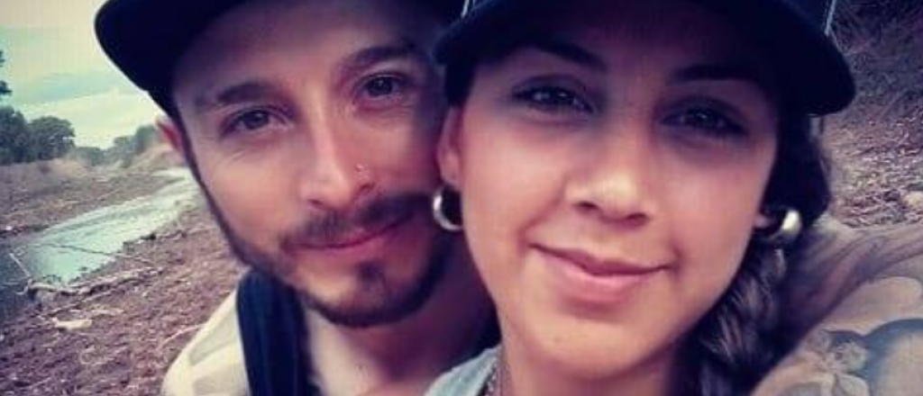 Le propuso matrimonio a su novia durante el recital de La Beriso en Malargüe