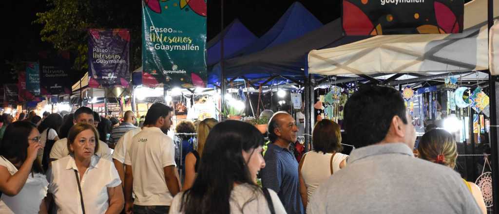 Empieza esta noche el Paseo de las Burbujas en Guaymallén