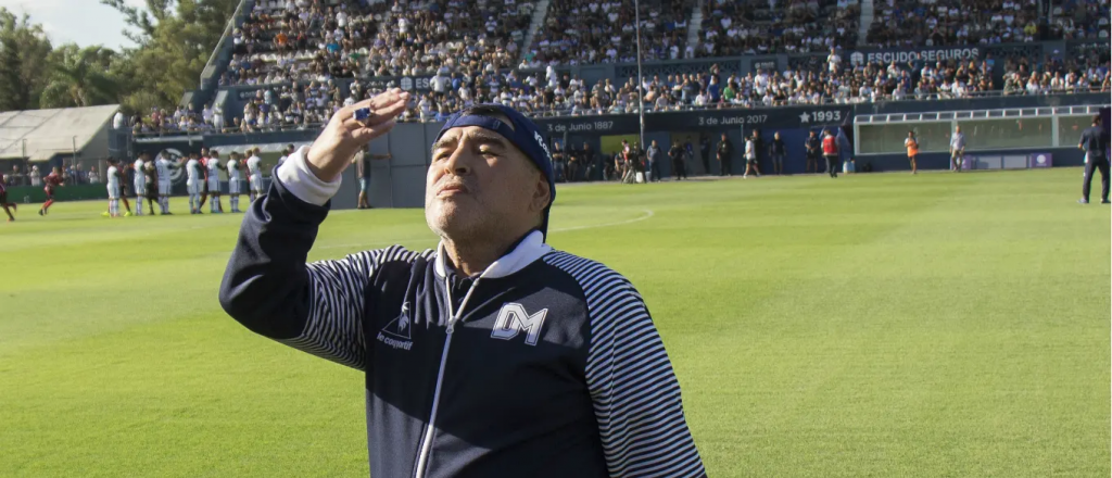 Maradona quiere seguir en Gimnasia pero con condiciones