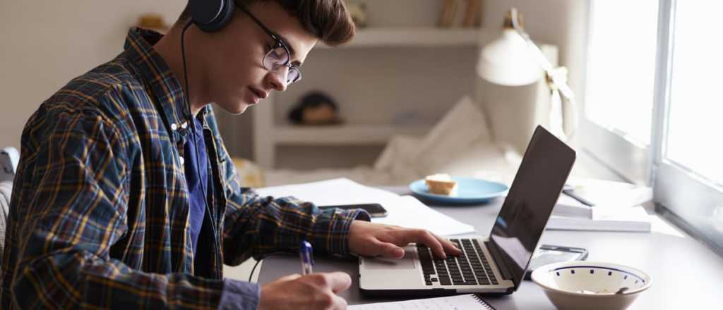 Piden la creación de la "Escuela Virtual" en Mendoza