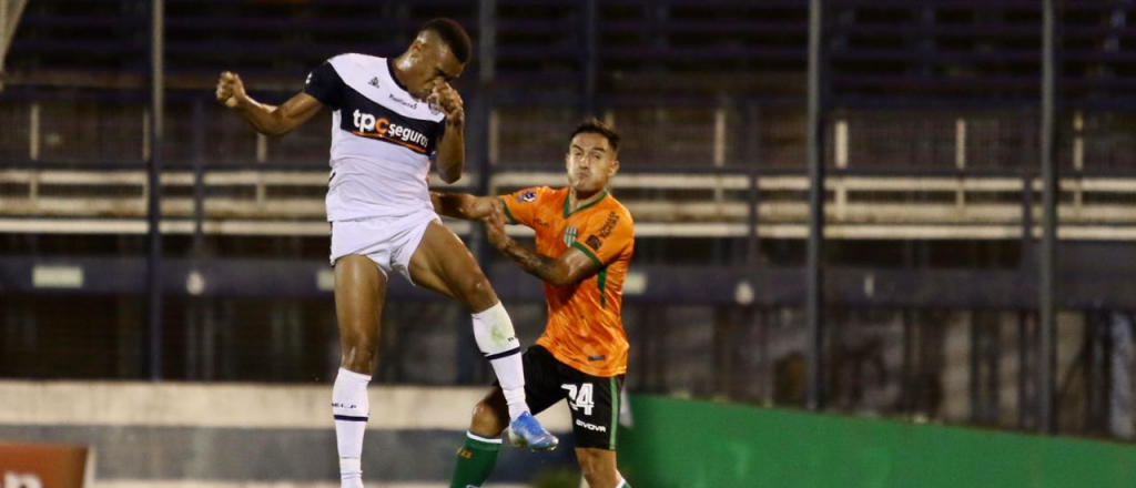 Un jugador de Banfield se quejó de haber jugado: "Nos obligaron"