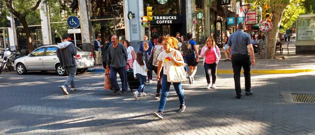 ¿Continúan las lluvias este lunes en Mendoza?