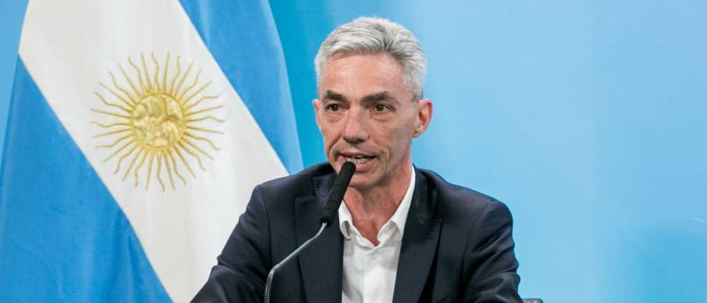 El ministro Meoni fue internado y le hicieron una angioplastia